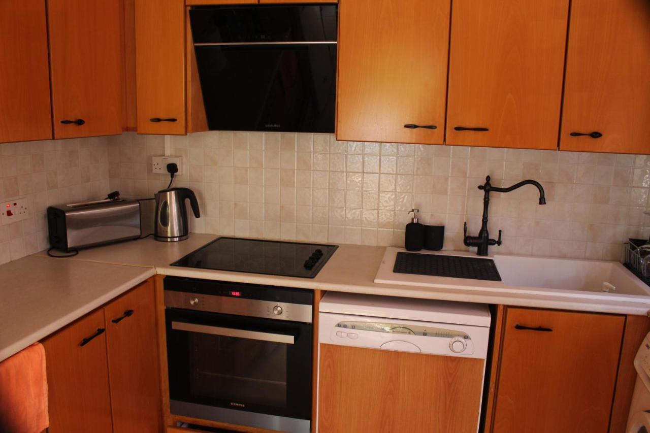 Ivoton Home Пафос Экстерьер фото