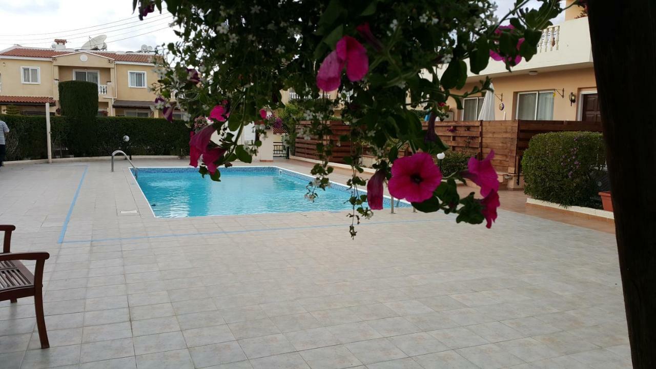 Ivoton Home Пафос Экстерьер фото